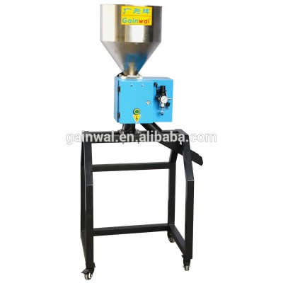 metal separator for injection moulding machine